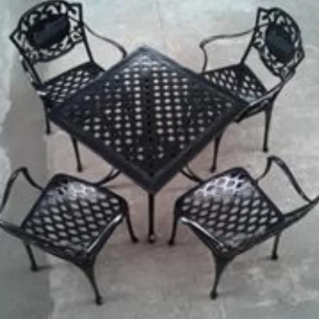 Set Metal Wolf Chateau Cuadrado 70cm x 70cm | 1 Mesa + 4 Sillones