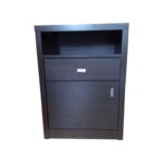 Mesa de luz con cajón y puerta
