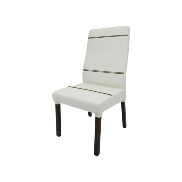 Silla de cuero color tiza con patas enfundadas