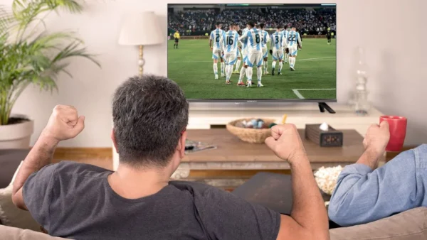 Smart TV Noblex 43" Android Full HD