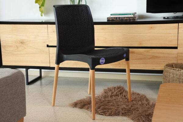 Silla Voss 2000 modelo India con Pata de Madera