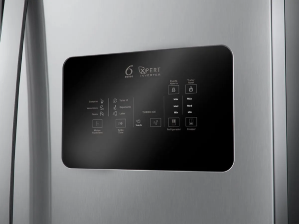 Heladera Whirlpool 554 litros inoxidable Inverter